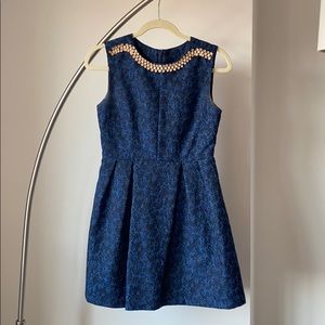 Blue flower print dress with metal neckline trim